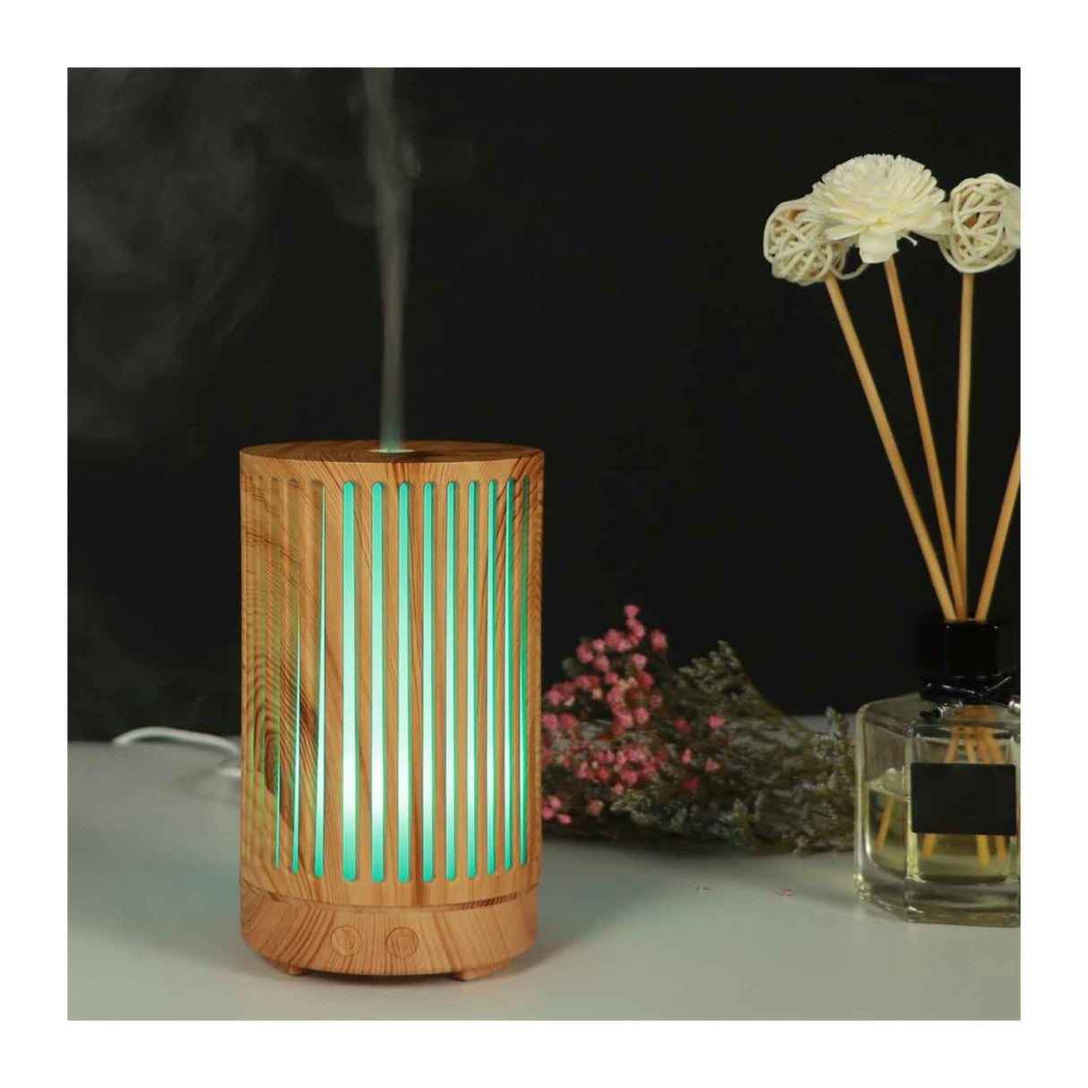 Remote Control Essential Oil Diffuser - 200ml Ultrasonic Aromatherapy Humidifier with Color-Changing Light