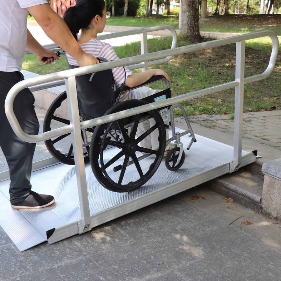 Kartrite 6ft Aluminium Mobility Wheelchair Ramp with Safety Handrails Non-Slip Portable Threshold Ramp 850lbs