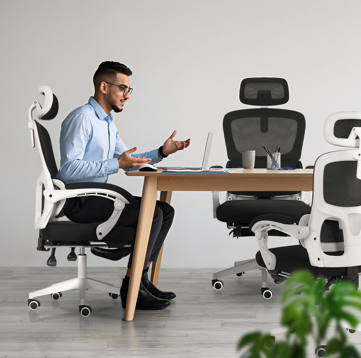 Ergonomic Reclining Office Chair - Footrest Lumbar Support Adjustable Headrest VELTRA - BLACK