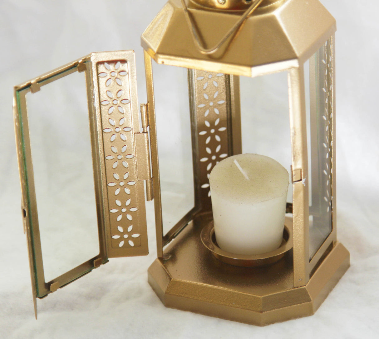 Set of 5 Gold Metal Lanterns for Weddings and Parties - 21cm Tealight Candle Holders for Home and Outdoor Decor