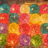 1 Set of Multi Coloured 5cm Rattan Cane 20 Ball Battery Powered 3m String Lights Christmas Gift Home Wedding Party Bedroom Decoration Table Centrepiece - Close-Up Angle