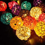 1 Set of Multi Coloured 5cm Rattan Cane 50 Ball Battery Powered LONG 5m String Lights Christmas Gift Home Wedding Party Bedroom Decoration Table Centrepiece - Top-Down View
