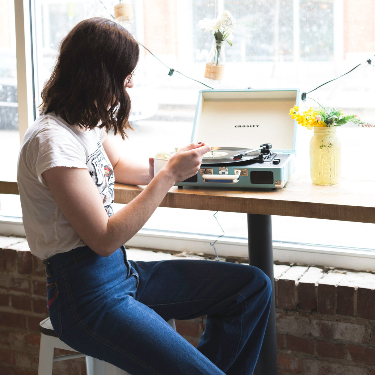 Crosley Cruiser Bluetooth Portable Turntable - Turquoise + Bundled Majority D40X Bluetooth Speakers