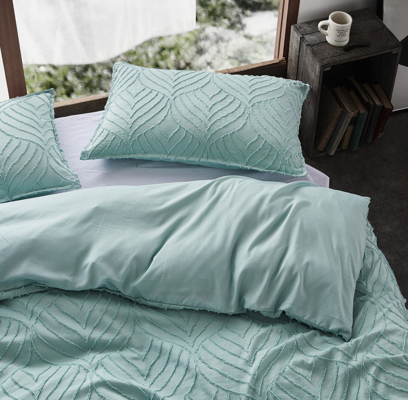 100% Premium Tufted Microfibre Quilt Cover Set - Ultra-Soft, Durable Embroidery Bedding Comforter Set - Machine Washable & Zipper Closure - Sage Green - Single