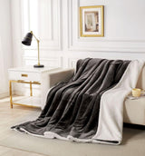 2-in-1 Teddy Sherpa Quilt Cover Set (King Size - Charcoal) - Side View