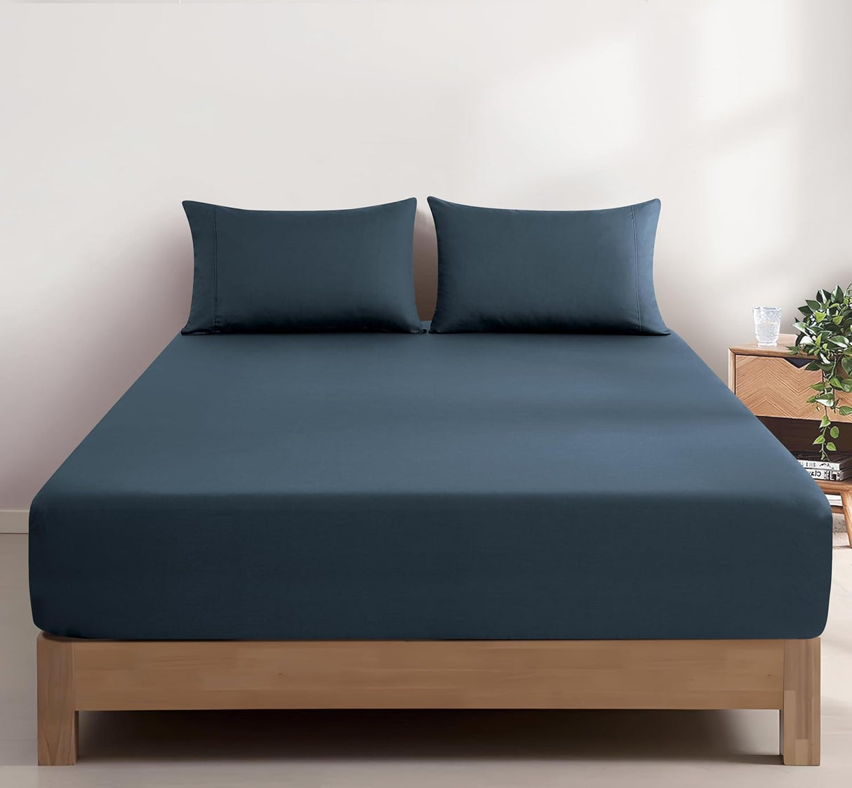 100% Vintage Washed Cotton Fitted Sheet Combo Set – 100% Natural Cotton, Ultra Soft & Breathable – Includes Fitted Sheet & Pillowcases – Machine Washable (Indigo, King Single)