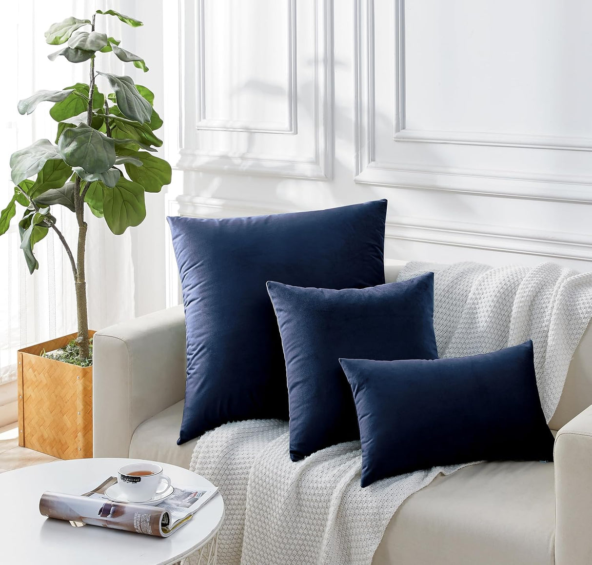 Twin-Pack Velvet Cushion Covers - Soft Microfibre Cushion Covers with Hidden Zipper (Navy Blue, 45cm*45cm)