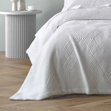 Bianca Cassiano White Polyester Jacquard Coverlet Set Super King - Top-Down View