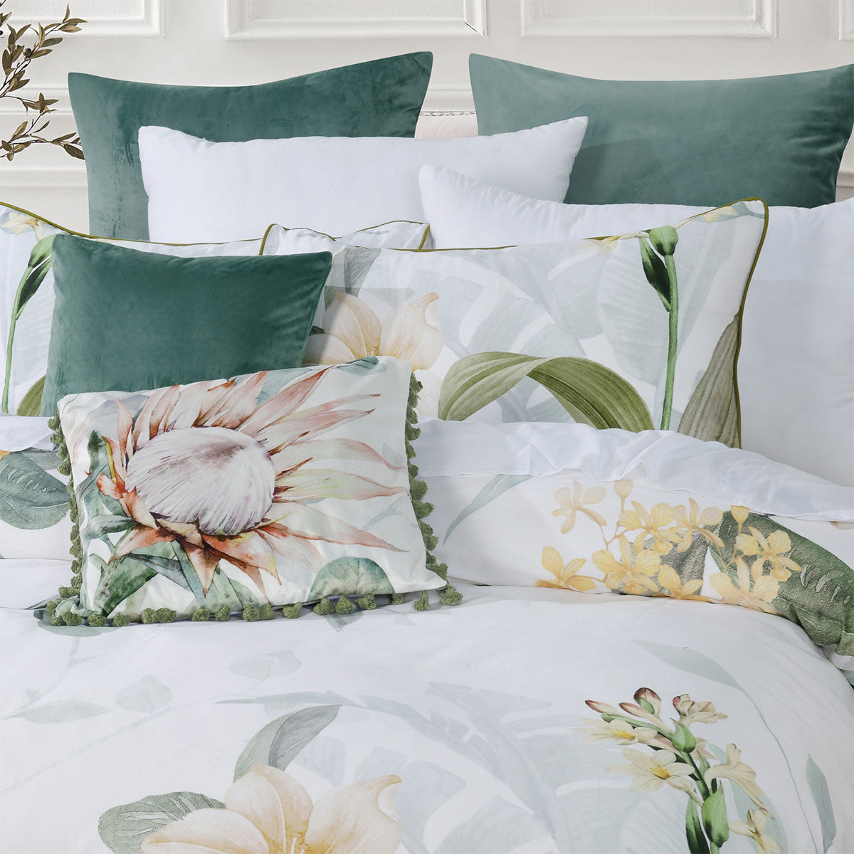 Bianca Helensvale White Floral Cotton Sateen Quilt Cover Set King