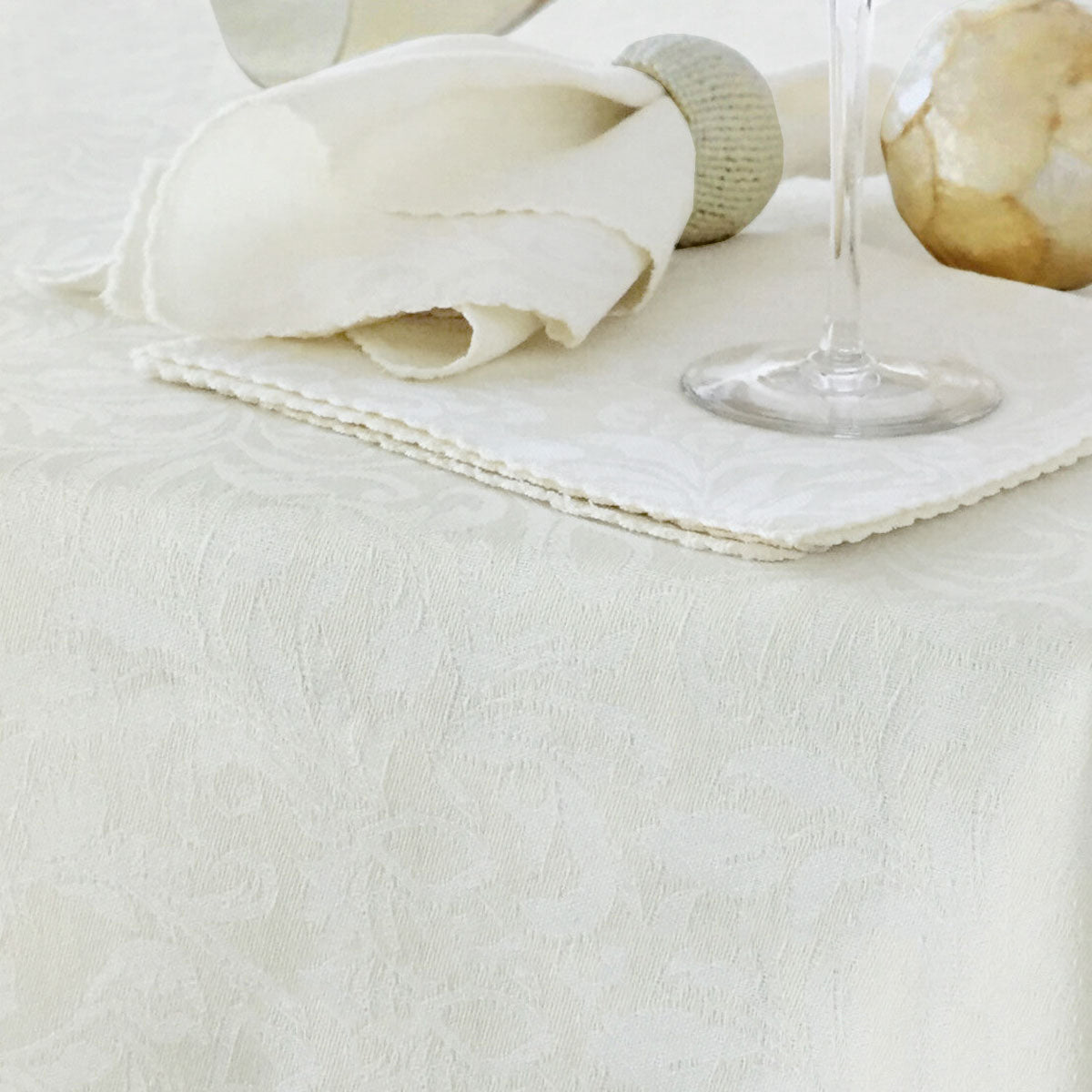 Damask Embossed Tablecloth 170 x 310 cm Bright White (aka Gardenia or Marshmallow)