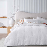 Elma White Jacquard Queen 3-Piece Comforter Set by Accessorize