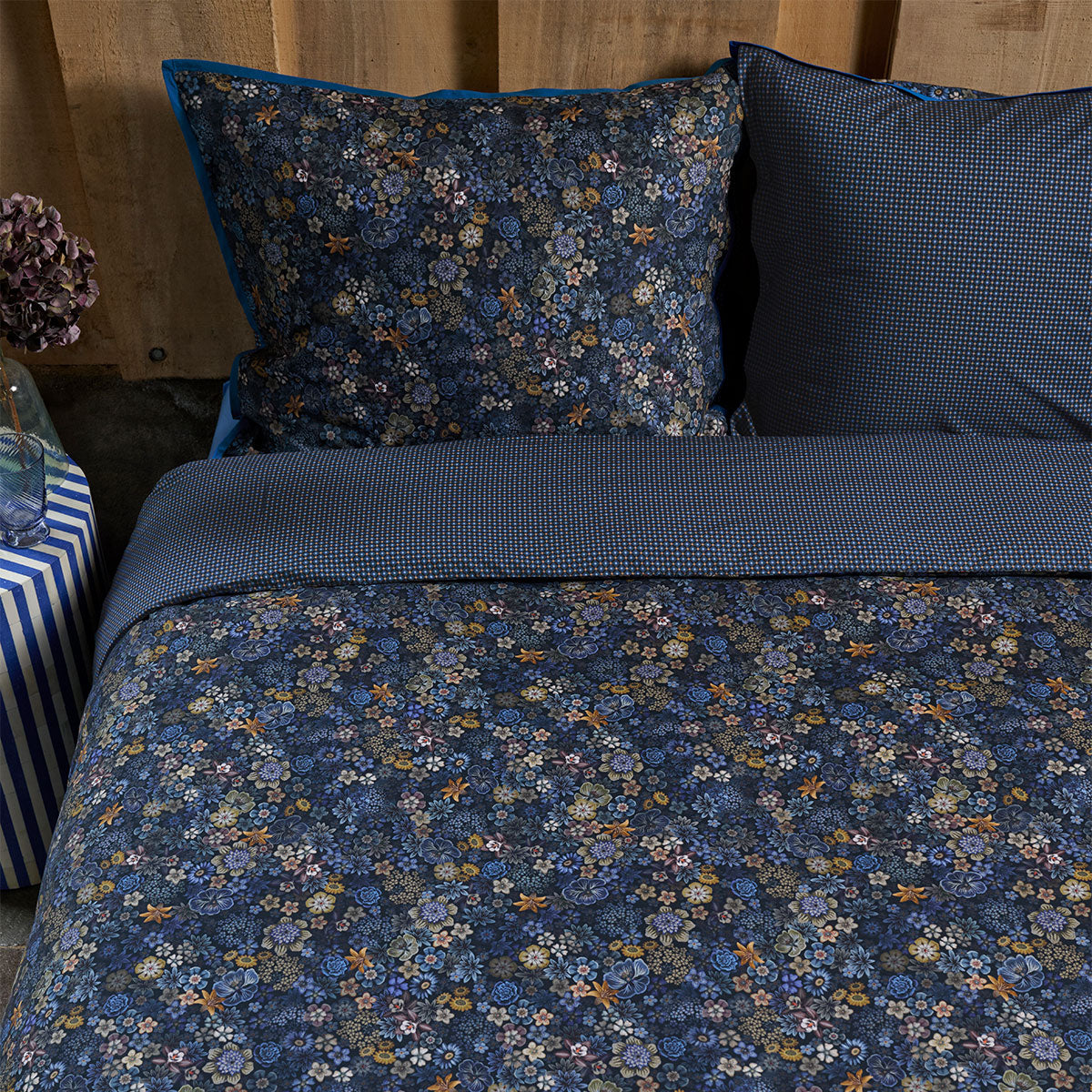PIP Studio Tutti i Fiori Dark Blue Cotton Quilt Cover Set Queen