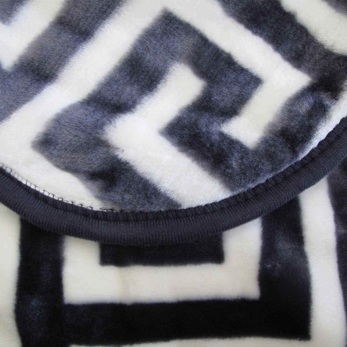 Charcoal 800GSM Greek Key Design Premium 1 Ply Mink Blanket for Queen Size Comfort