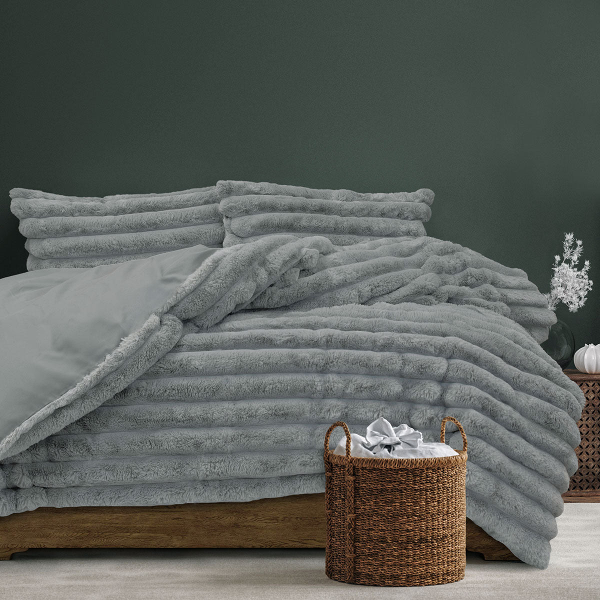 Ardor Jax Smoky Grey Plush Faux Fur Quilt Cover Set King