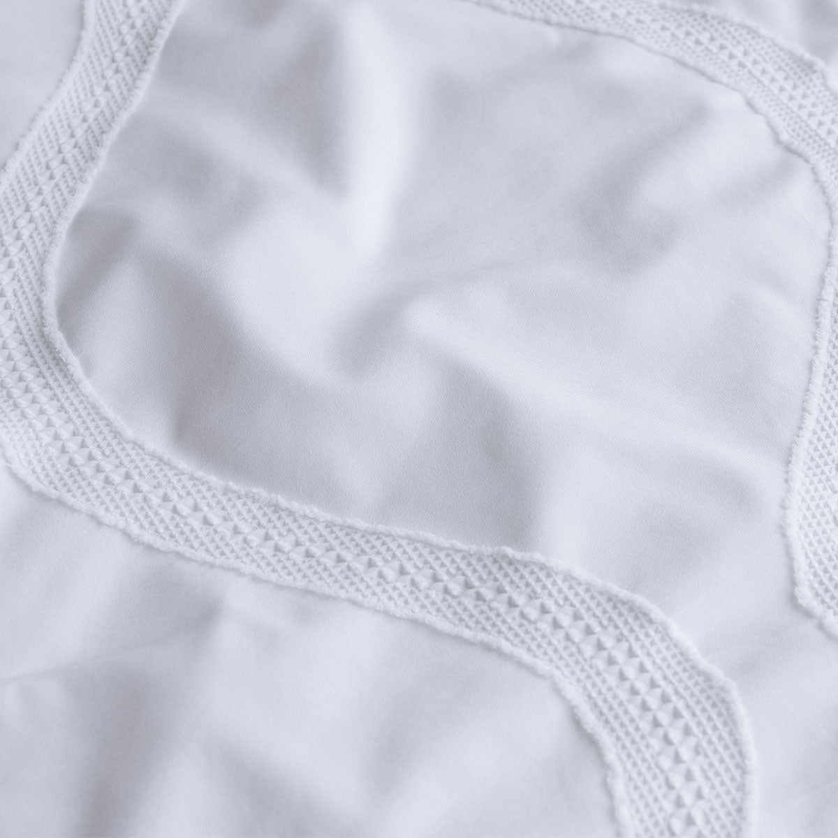 Ardor Lucy White Elegant Tufted Quilt Cover Set - Double Size