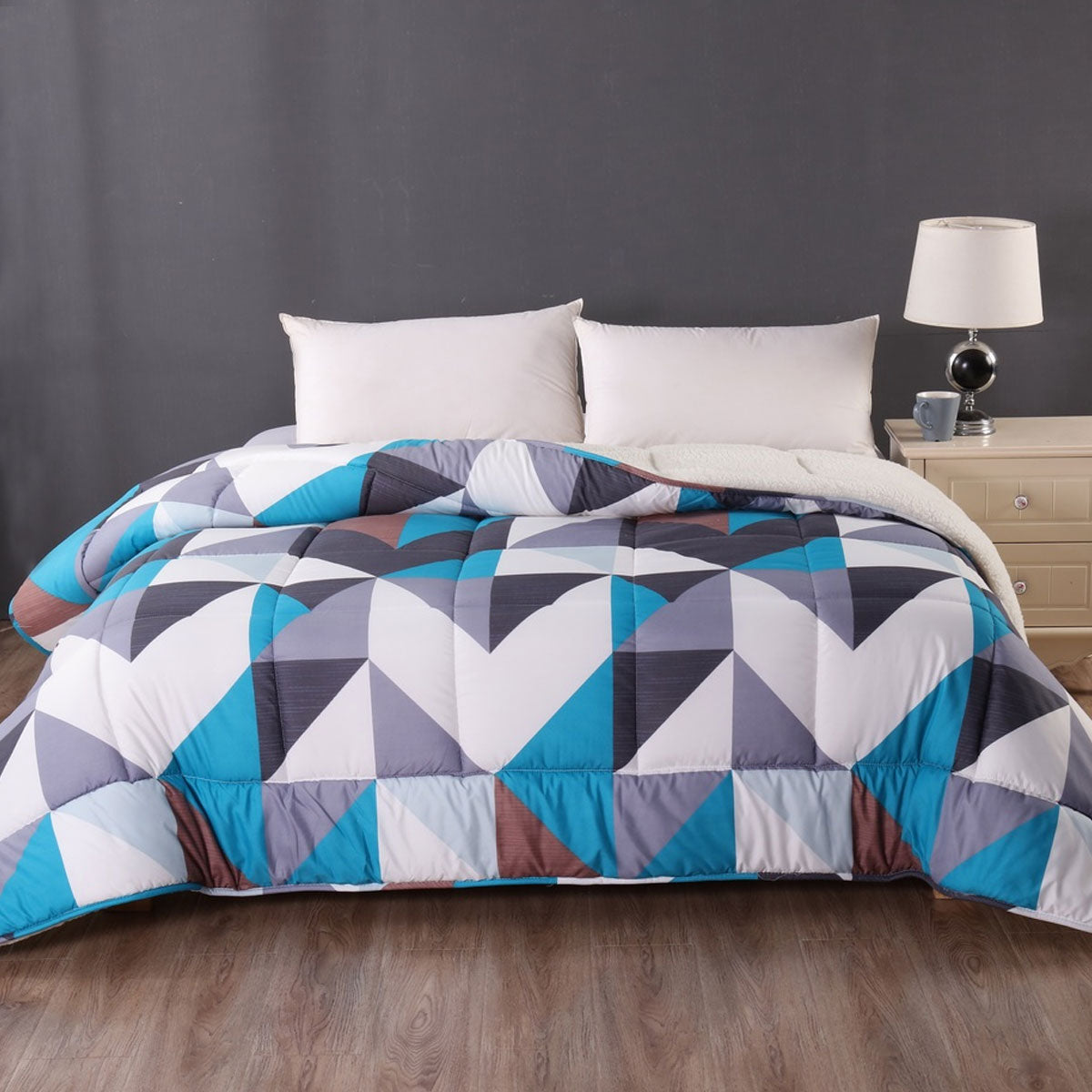 Ramesses Geometric Sherpa Comforter Set - King Size
