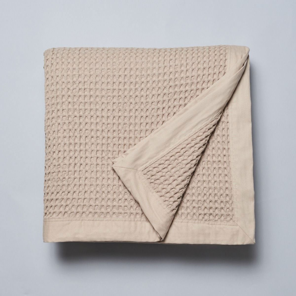 Logan and Mason Luxe 100% Cotton Waffle Blanket for Queen/King Beds