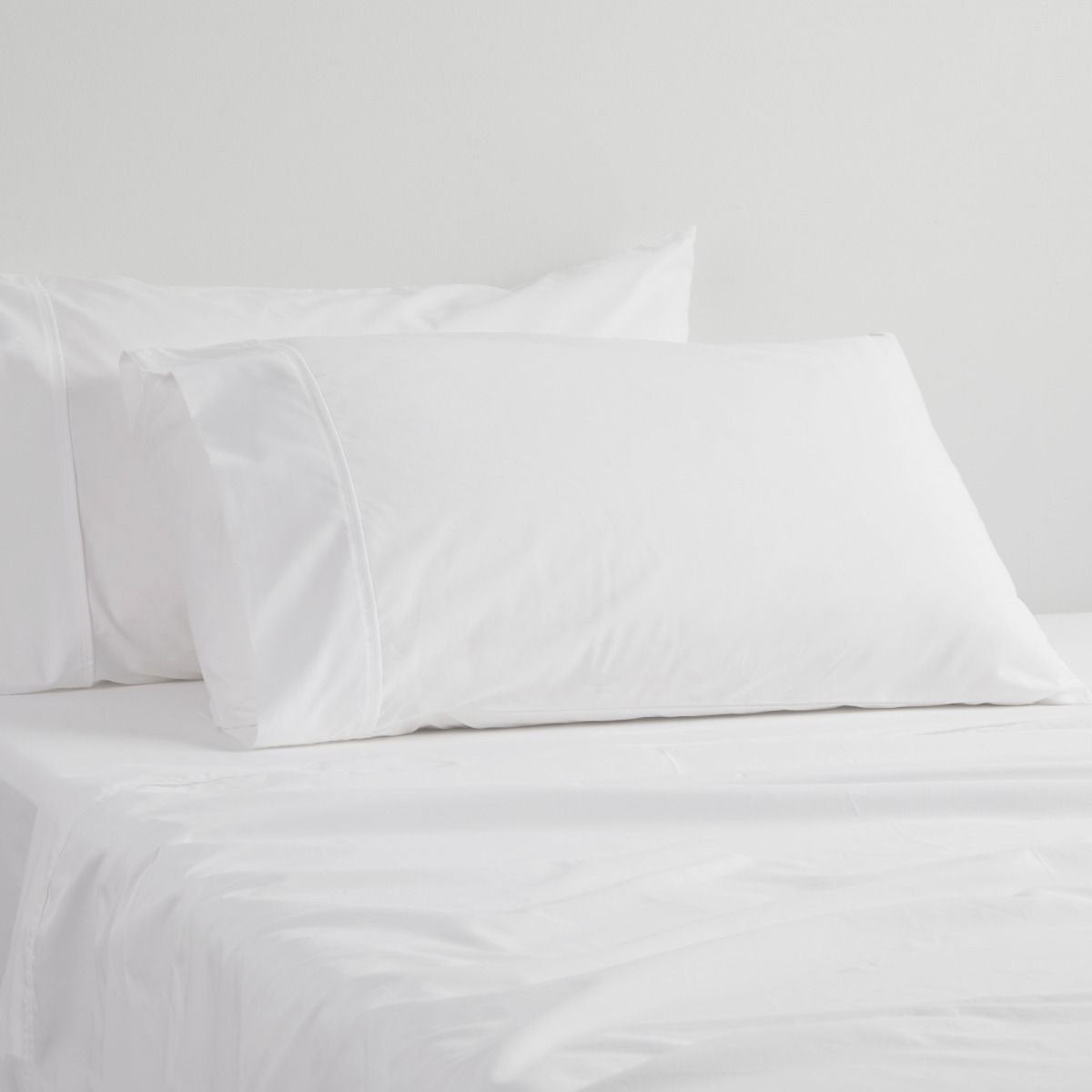 Logan and Mason 250TC Cotton-Polyester Percale White Sheet Set with 50cm Deep Fitted Sheets - Double Size