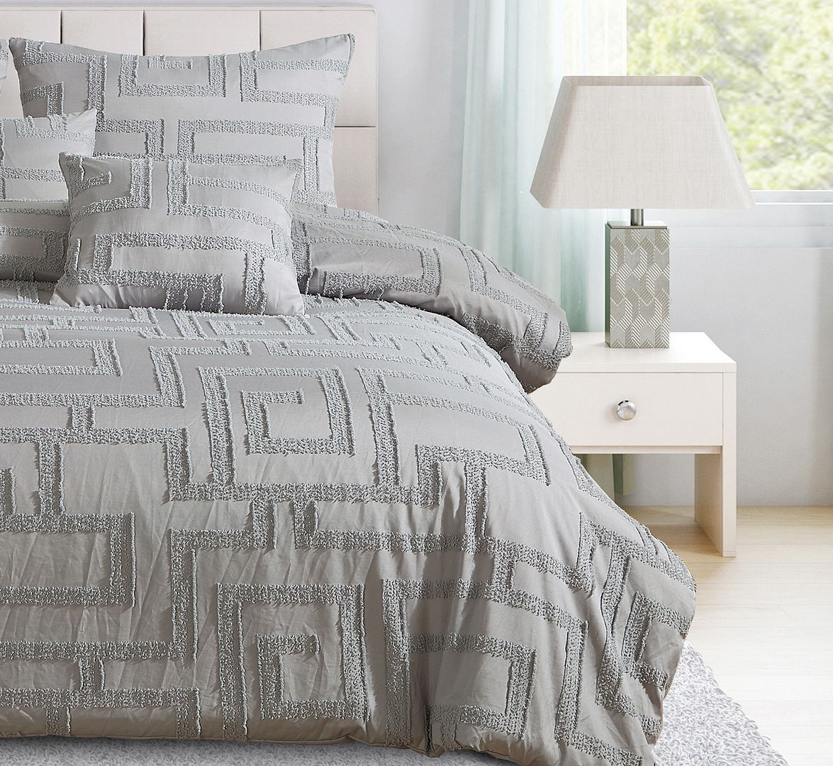 Tufted Jacquard Quilt/Doona/Duvet Cover Set - Grey - Super King Size