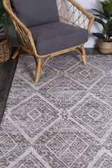 Amritsar Glenfalls Grey Tribal Rug 160X230 - Front View