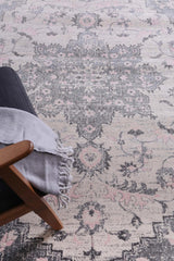delicate-madeleine-grey-ivory-rug 240x330 - Close-Up Angle