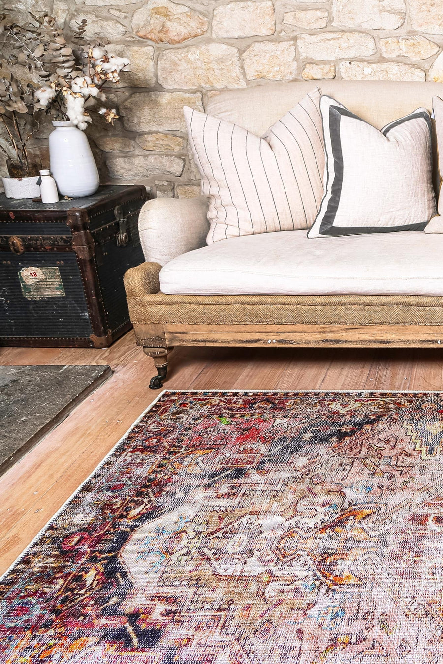 vintage-crown-ernest-multi-distressed-vintage-rug 240x330, image 2