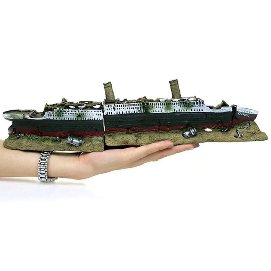 Titanic Shipwreck Aquarium Decoration for Fish Tank Aquascape Underwater Decor