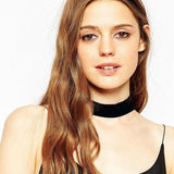 Black Velvet Choker Necklace - Perfect For The 90S Grunge Look