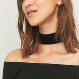 Black Velvet Choker Necklace - Perfect For The 90S Grunge Look