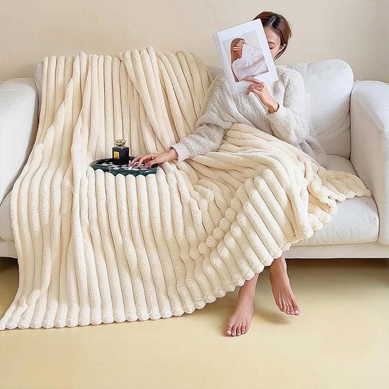 Plush Blanket Leisure Blanket Autumn Winter Warm Nap Throw Soft Cozy - Khaki-150x200cm