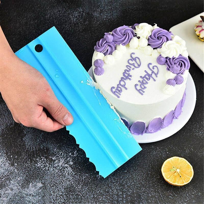 4PCS Cake Decorating Scraper Set Icing Smoother and Frosting Comb Tools - Pink