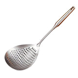 304 Stainless Steel Kitchen Colander Long Handle Noodle Dumpling Strainer Spoon - Stainless steel - Close-Up Angle