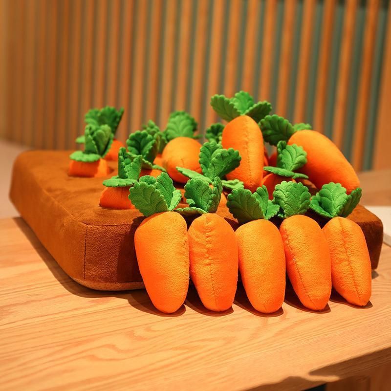 Carrot Plush Dog Toy Foraging Interactive Puzzle Mat for Small Puppies 35x35cm