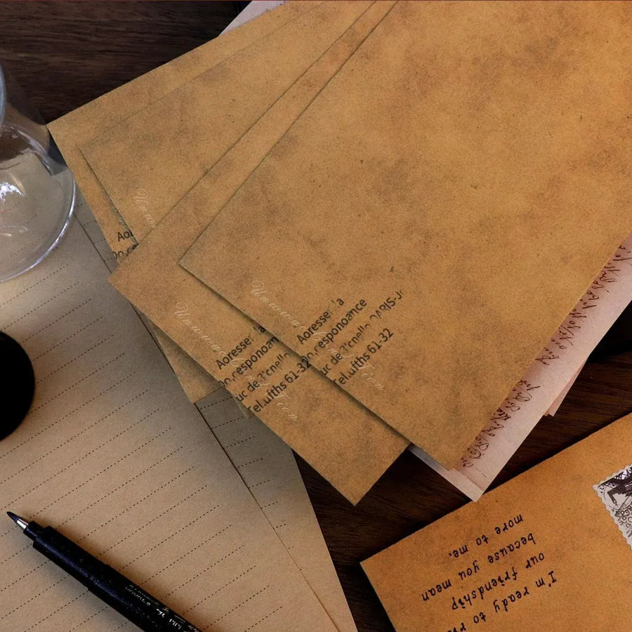50PCS Vintage Kraft Paper Envelopes Self-Adhesive Durable for Invitations Use - Brown
