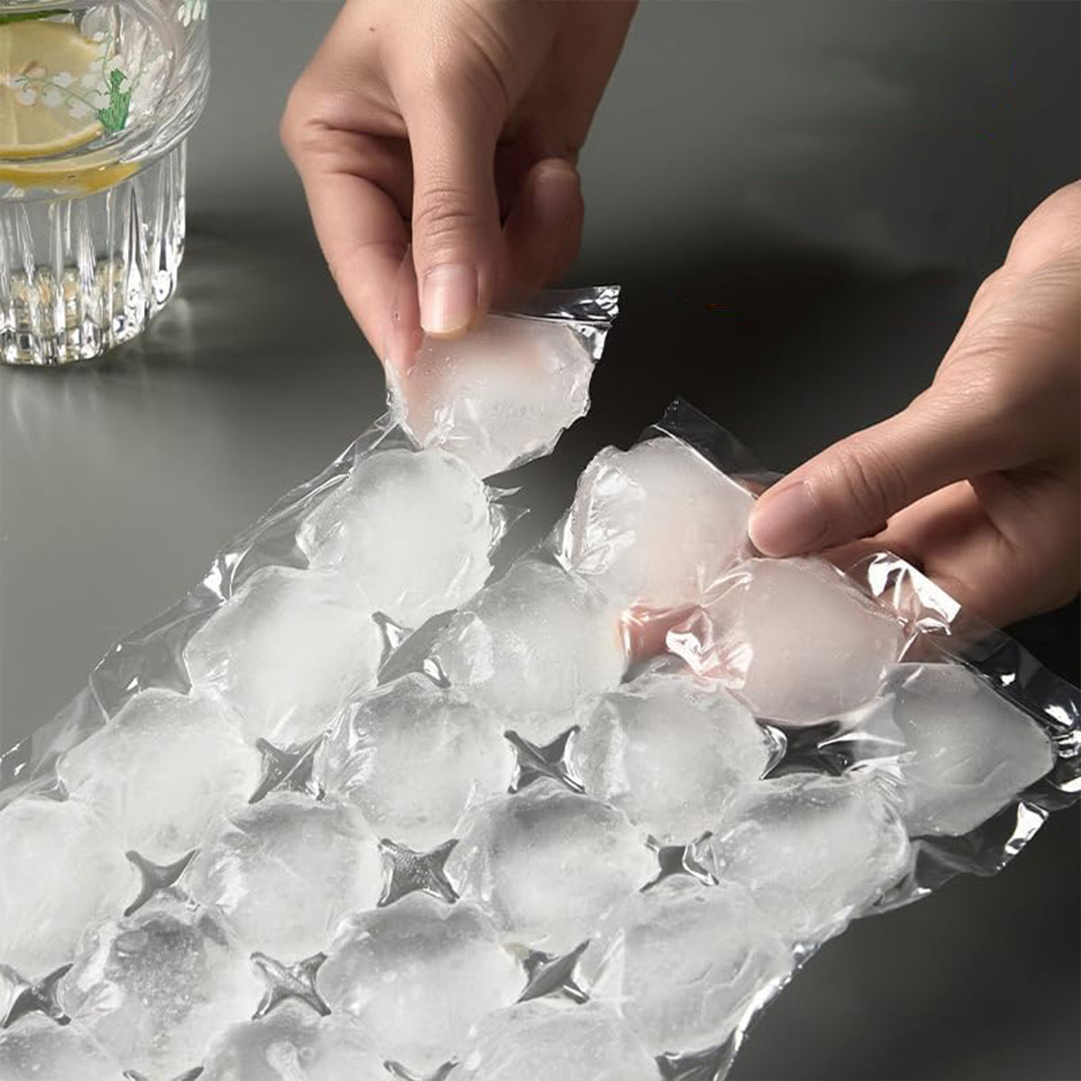 Disposable Ice Pack Bag 100PCS Water Injection Ice Cube Mold Tear Ice Grid