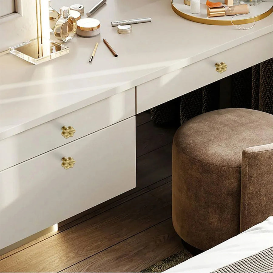 Brass Cabinet Handle Bucolic Style Creative Pull for Wardrobe Drawer Cupboard - Brass