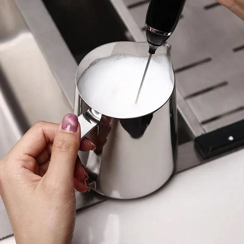 150-1000Ml Stainless Steel Milk Coffee Jug Latte Espresso Frothing Scale Pitcher - 600ML