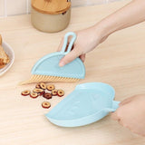 Mini Desktop Sweep Cleaning Brush Keyboard Brush Small Broom Dustpan Set - Green
