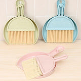 Mini Desktop Sweep Cleaning Brush Keyboard Brush Small Broom Dustpan Set - Green - Top-Down View