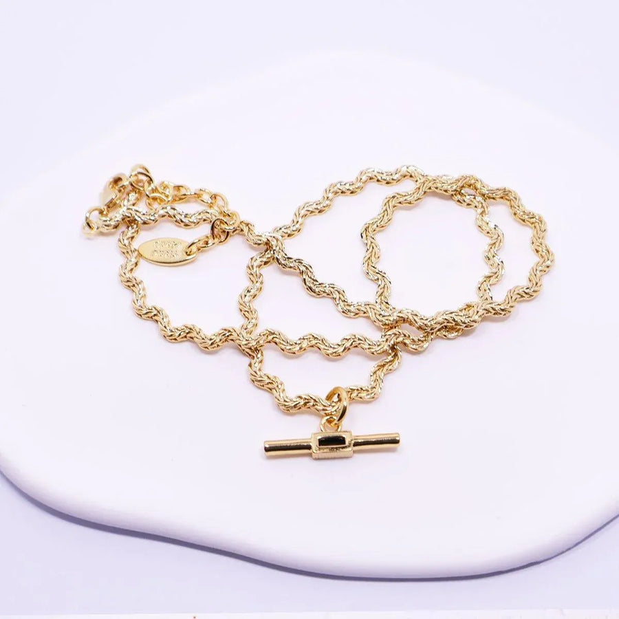 Vintage Retro Style Curved Chain Necklace for Women Fashion Jewelry Accessory - Black