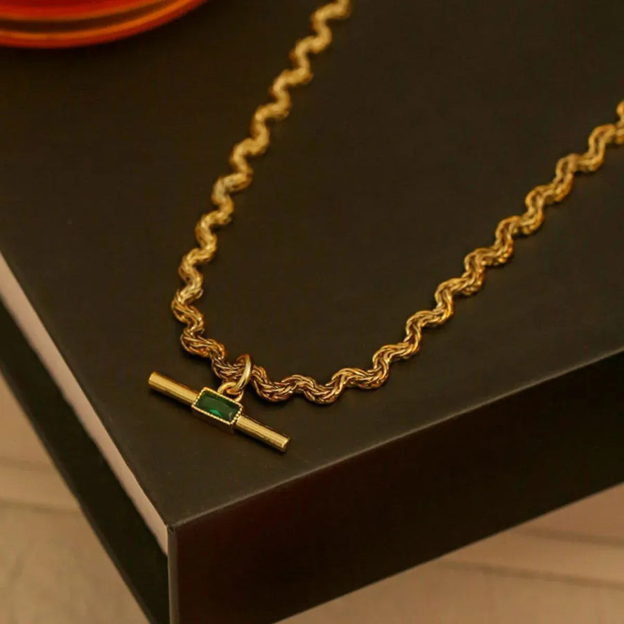 Vintage Retro Style Curved Chain Necklace for Women Fashion Jewelry Accessory - Black