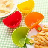 8PCS Plastic Salad Dressing Box Set Double Clip Bowl Snack Container with Spoon - Close-Up Angle