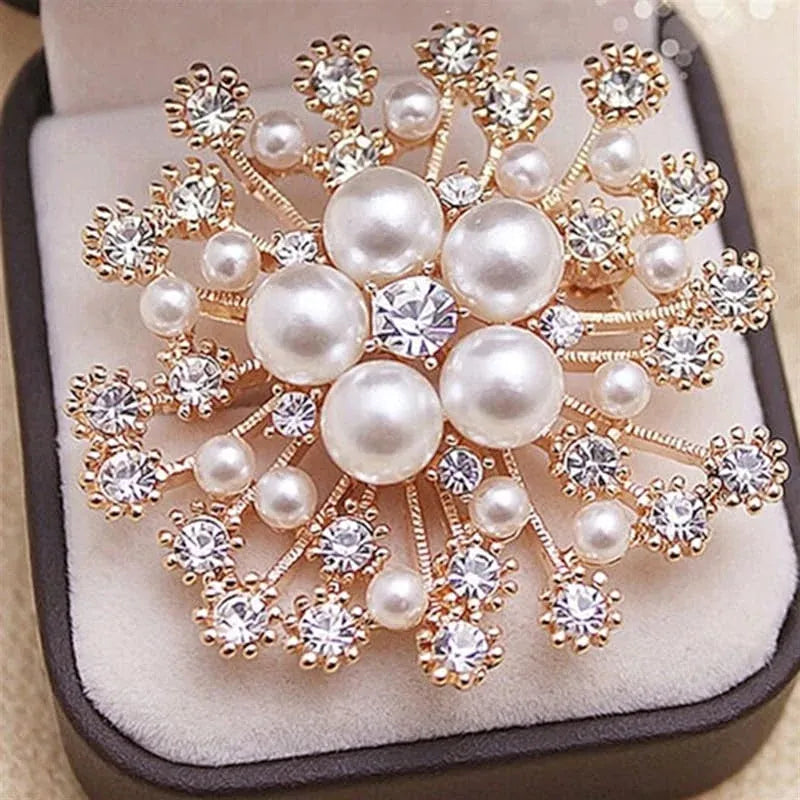 Snowflake Imitation Pearl Brooch Rhinestone Metal Alloy Pin For Coats Dresses - Gold