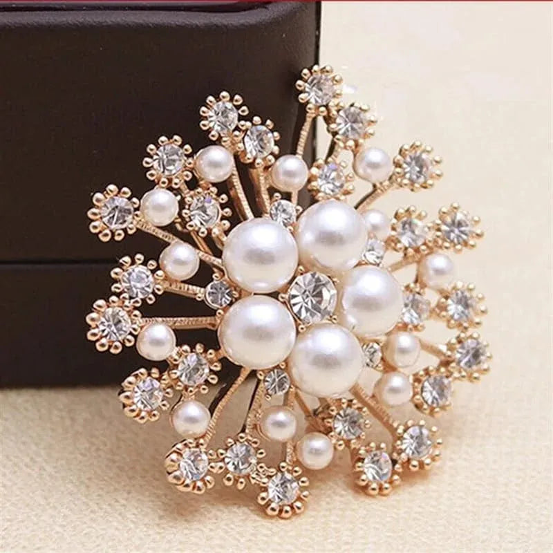 Snowflake Imitation Pearl Brooch Rhinestone Metal Alloy Pin For Coats Dresses - Gold