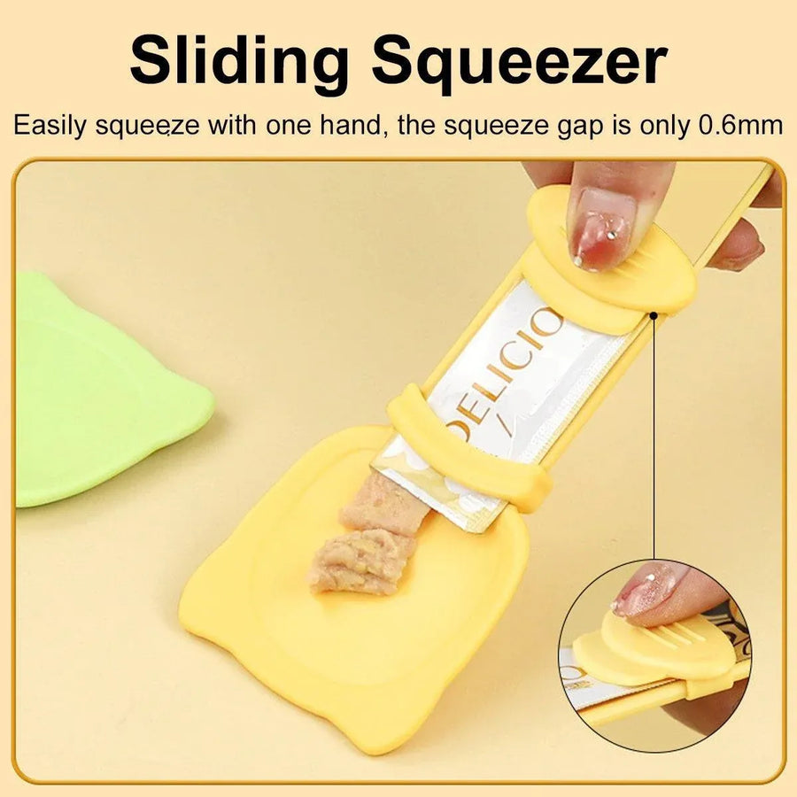 Cat Strip Scoop Squeezer Feeder Snack Spoon Easy Cat Feeding Treats - Green