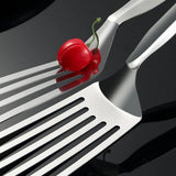 Stainless Steel Steak Tongs Multi-Functional Kitchen Tool for BBQ and Fried Fish - Close-Up Angle