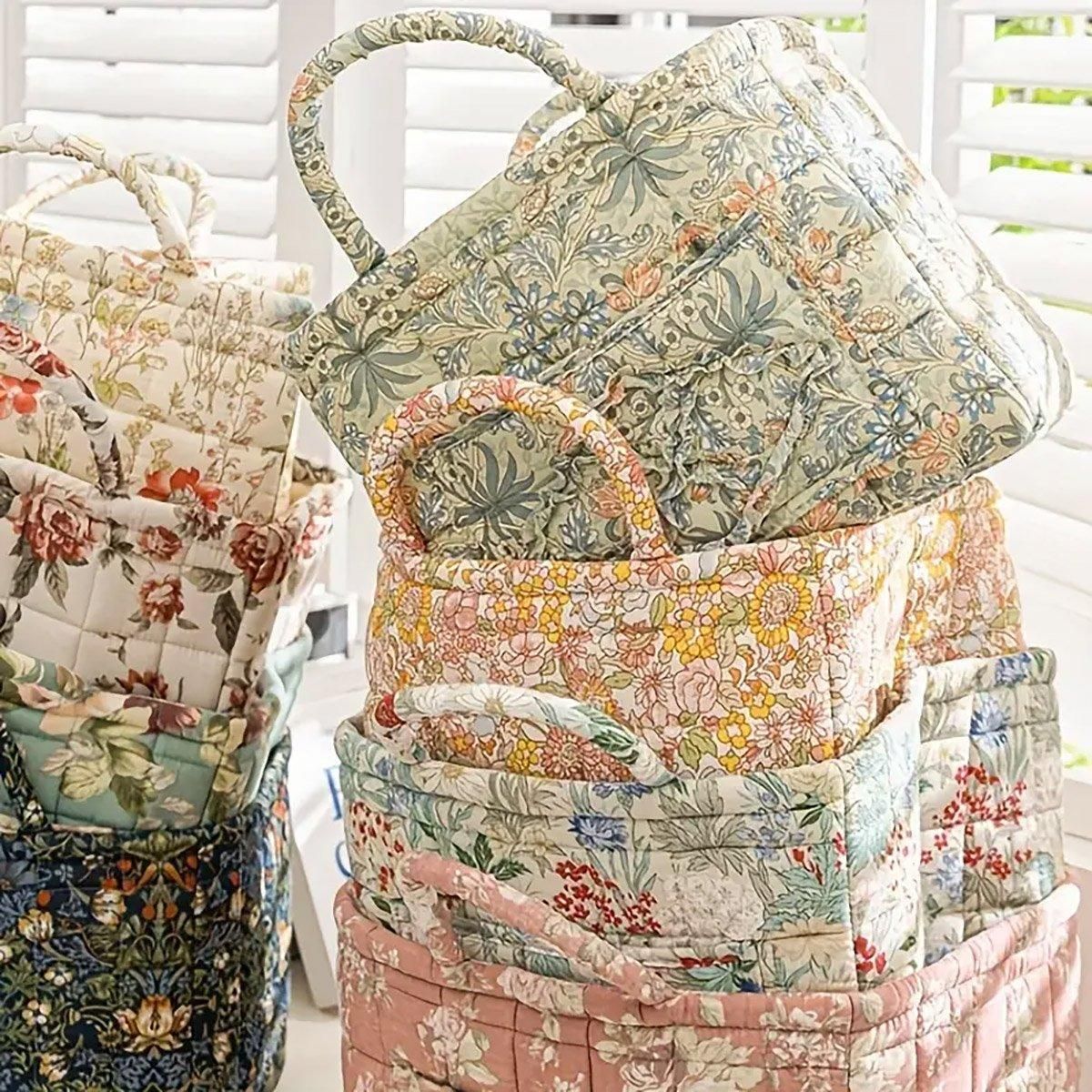 Portable Fabric Storage Basket Korean Pastoral Style Organizer for Home Sundries - Floral4
