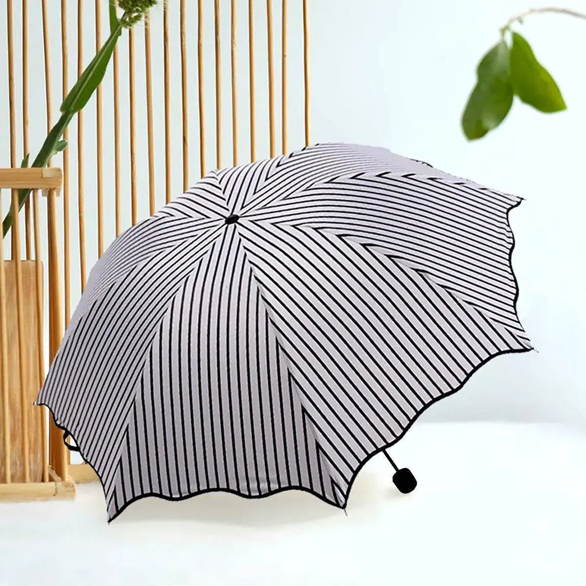 Stripe Sun Umbrella Rainy Folding Umbrella Women Sunscreen Black Rubber Sunshade