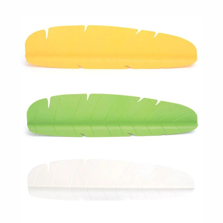 Kitchen Water Baffle Sink Splash Guard Household Waterproof Partition - White