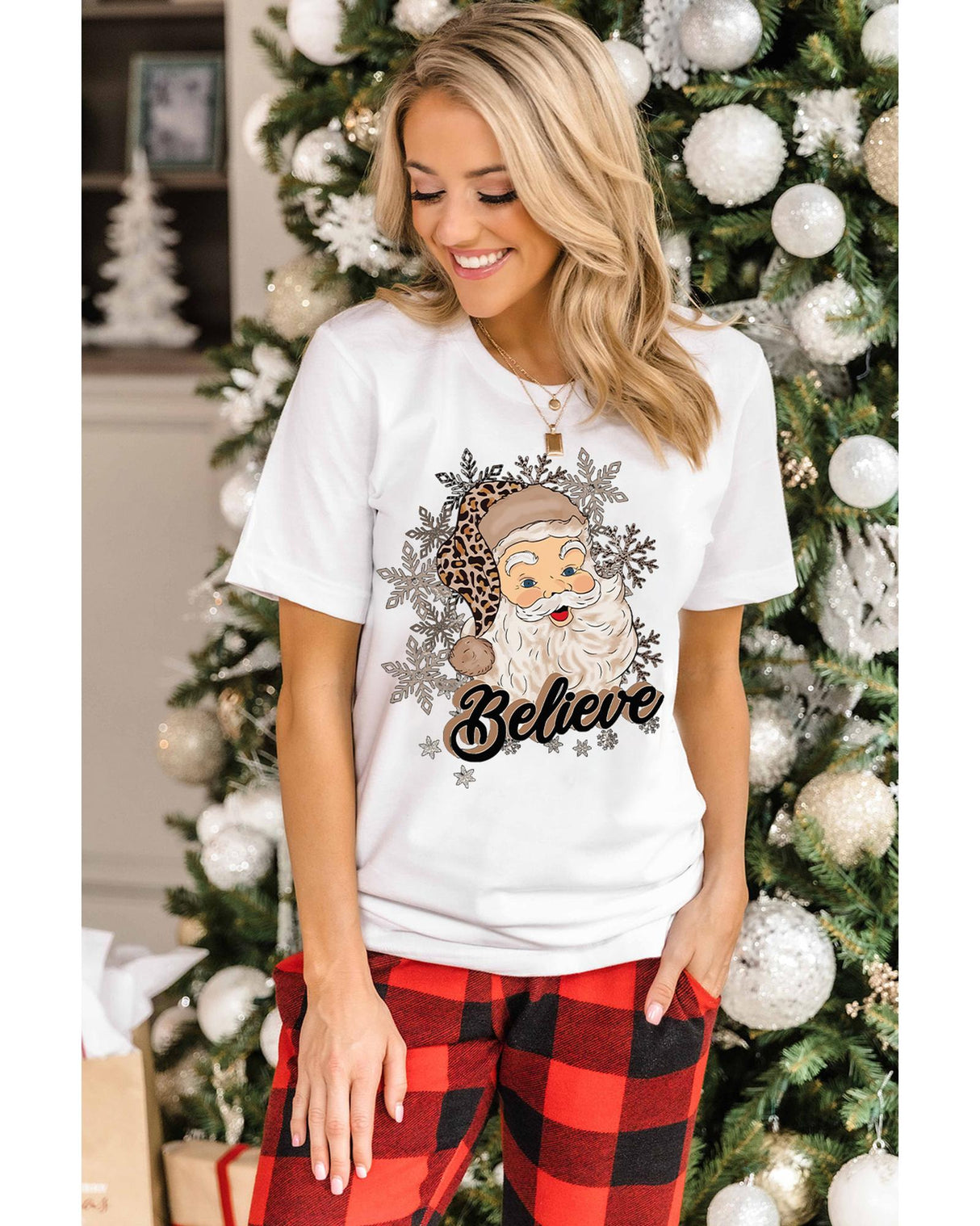 Azura Exchange Festive Snowflake Santa Claus Crew Neck Tee - Size S